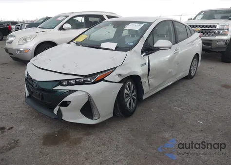 2018 Toyota Prius Prime Premium из США, поврежденный, VIN JTDKARFP0J3084142